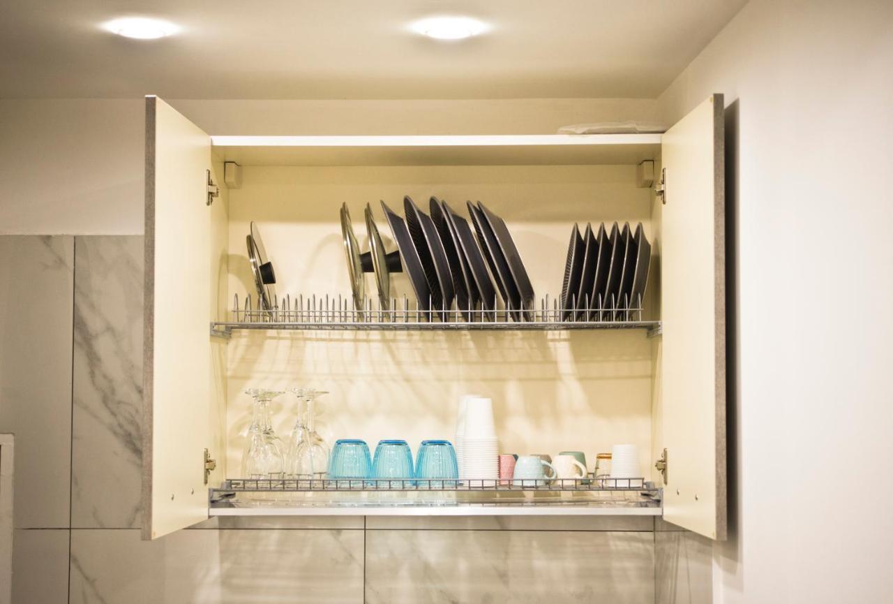 Suite Napoli Sotterranea Con Vasca Idromassaggio Naples Exterior photo